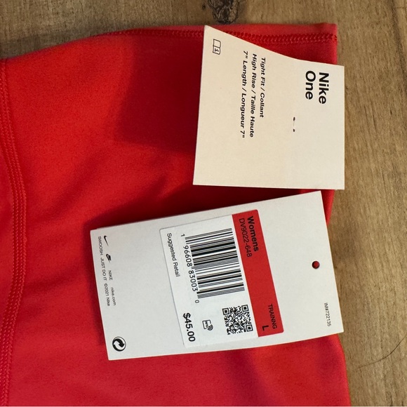 Nike Dri-FIT One Women's Large Pink/Red High-Waisted 7-Inch Biker Shorts - Picture 6 of 10